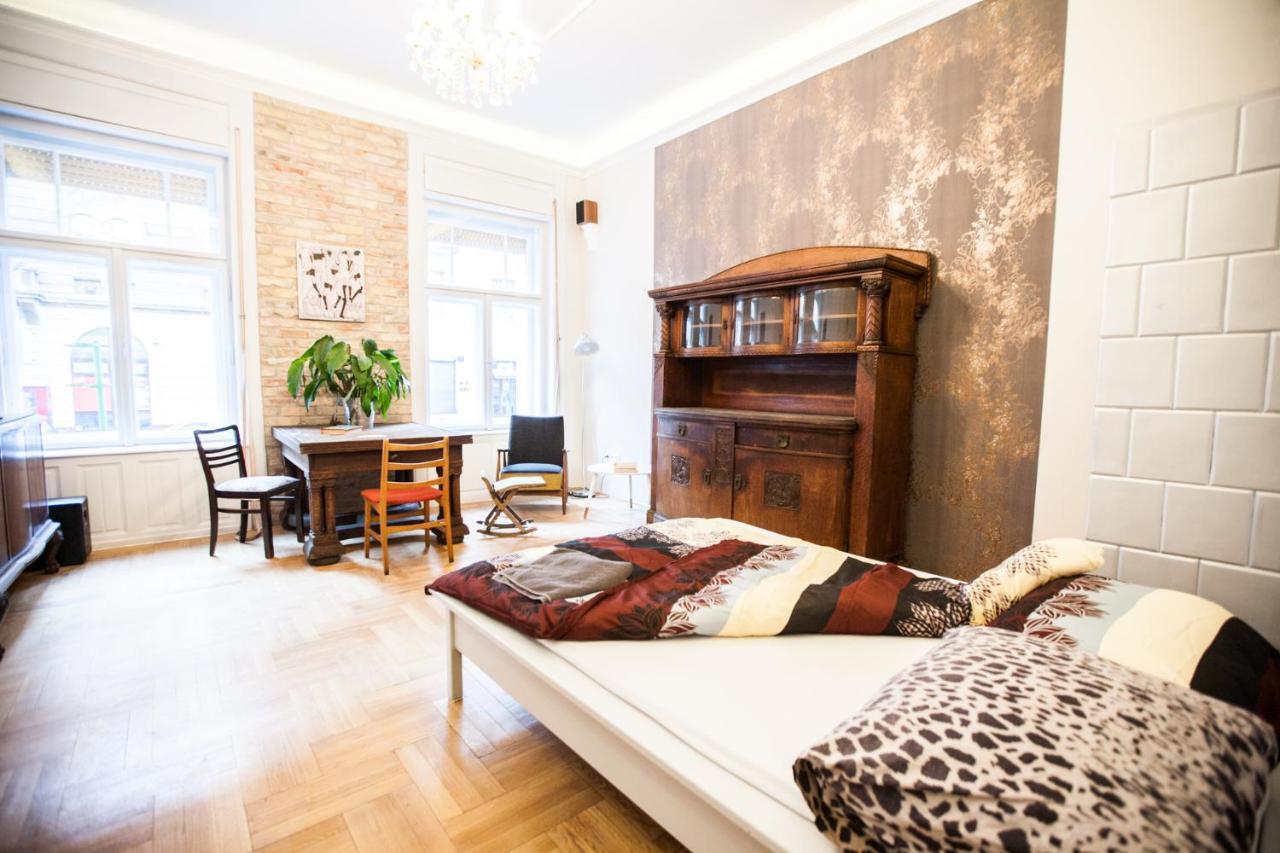 N40 By Small Home Budapest Eksteriør billede